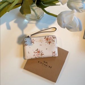 Brand New Coach Wristlet